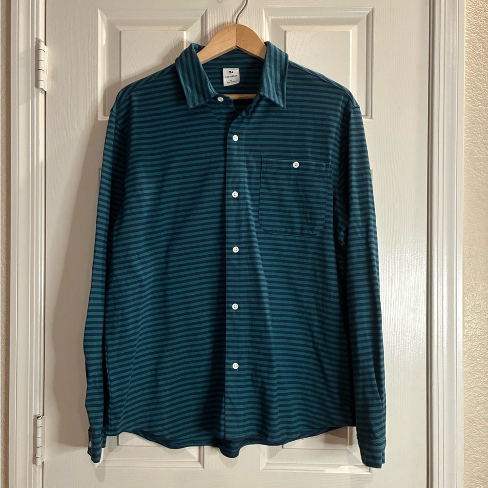 NWOT Teal Striped Men's Jersey Shirt